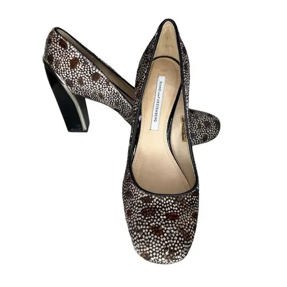 Diane Von Furstenberg Vintage Real Calf Fur Animal Print Block Heel Pumps Sz 7 - Picture 2 of 12